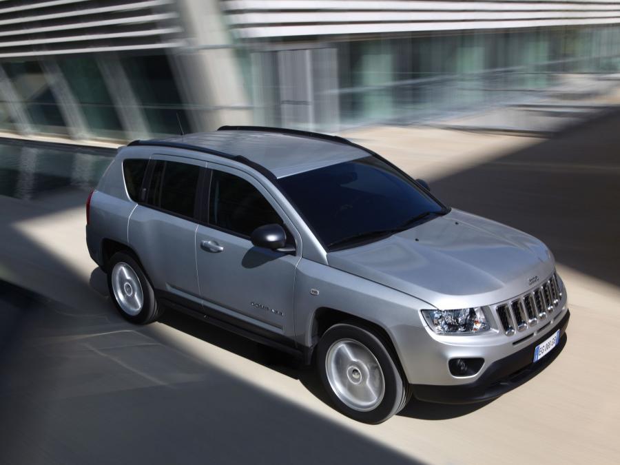  Jeep Compass 2011 года  (EU) (фото 3 из 15)